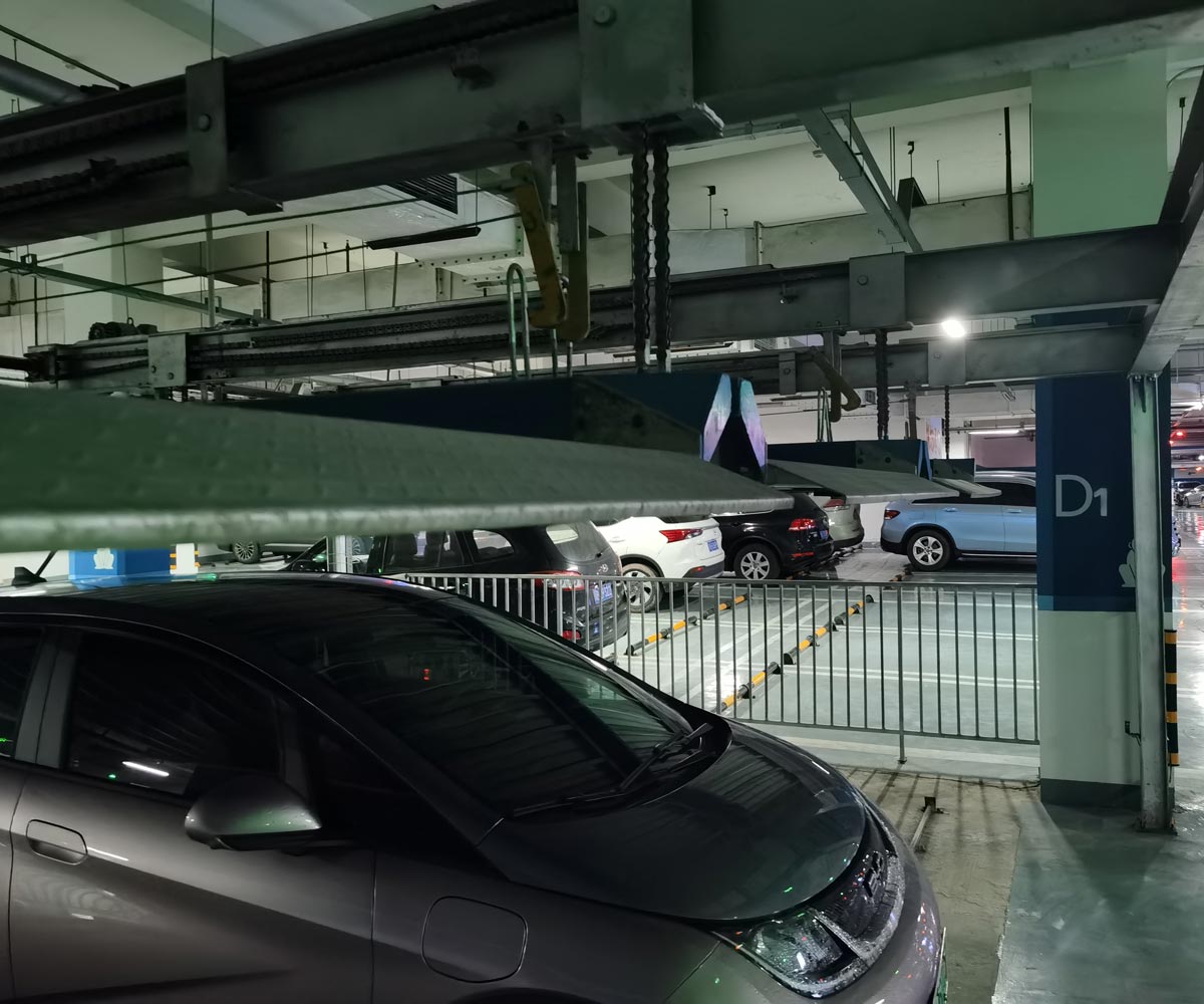 陜西五層帶一層地坑升降橫移式自動立體停車庫